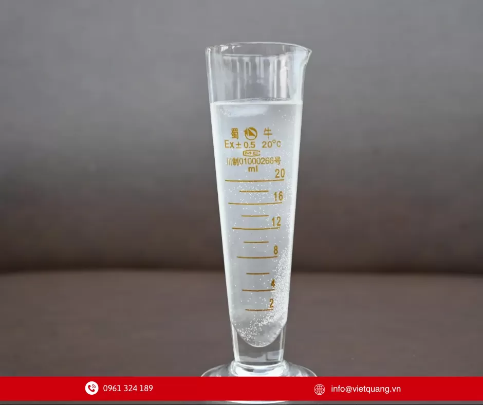 Ngoại quan hoá chất tẩy sơn dạng gel NI-900