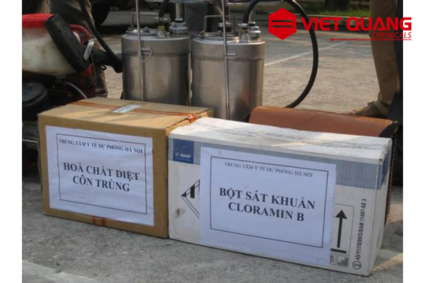 Cloramin B dạng bột có thể gây độc