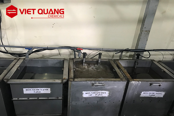Quá trình nhuộm đen kim loại tiêu chuẩn nhất hiện nay