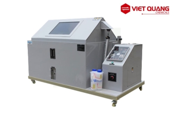 Dùng phương pháp phun muối để kiểm tra khả năng bảo vệ các chi tiết kim loại   