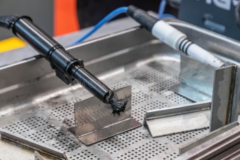 ĐÁNH BÓNG BẰNG CHÀ ĐIỆN HÓA: NHƯ MỘT PHƯƠNG PHÁP XỬ LÝ BỀ MẶT THÉP KHÔNG GỈ (INOX)