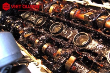 Hoá chất tẩy dầu mỡ công nghiệp tẩy rửa thiết bị công nghiệp